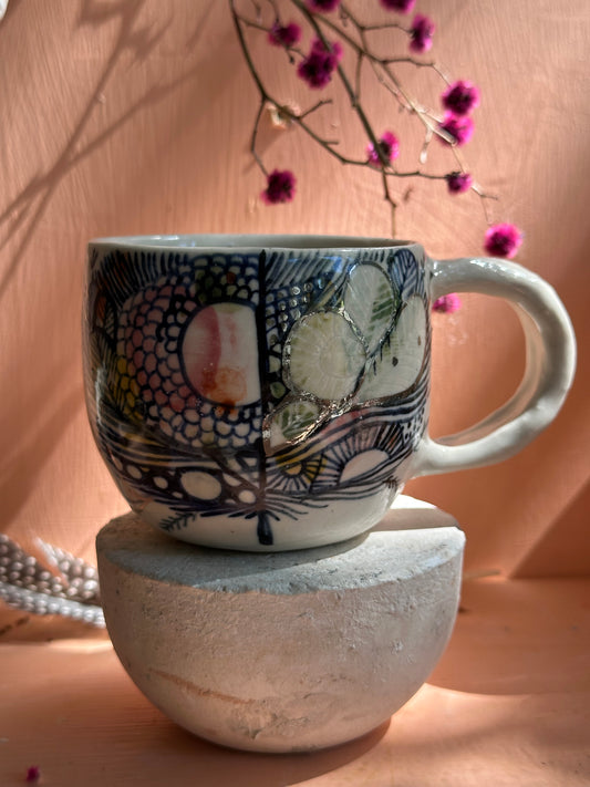 ‘Feather’ hand painted cup